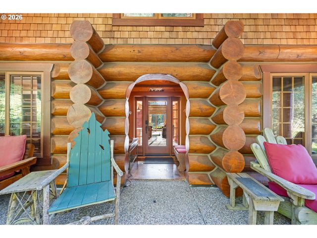 5441 LITTLE WOAHINK Dr, Florence, OR 97439