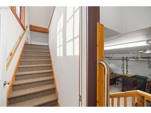 5441 LITTLE WOAHINK Dr, Florence, OR 97439