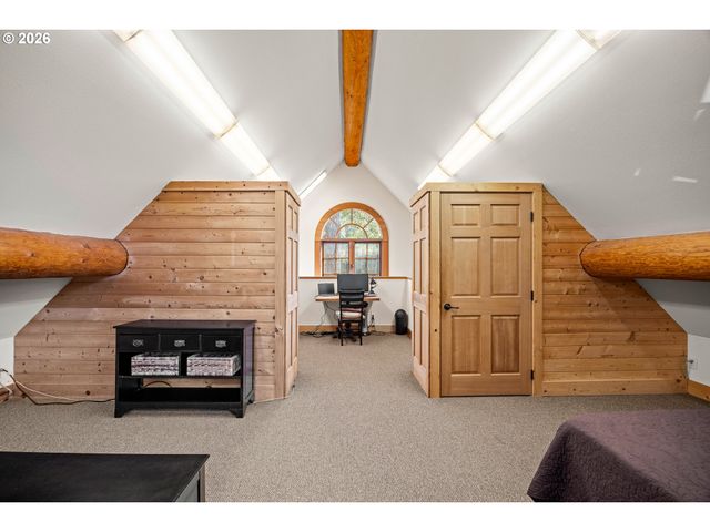 5441 LITTLE WOAHINK Dr, Florence, OR 97439