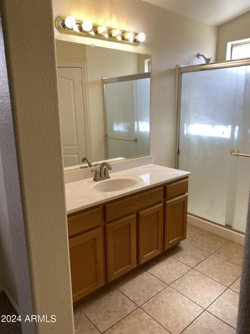 11519 E PERSIMMON Avenue, Mesa, AZ 85212