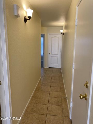 11519 E PERSIMMON Avenue, Mesa, AZ 85212