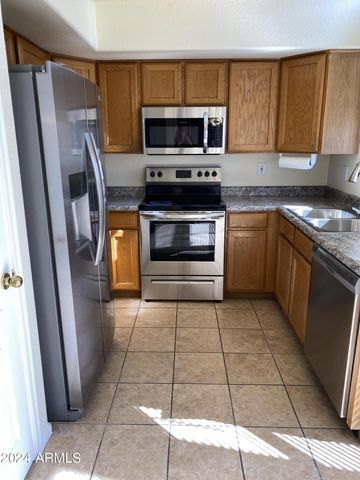 11519 E PERSIMMON Avenue, Mesa, AZ 85212