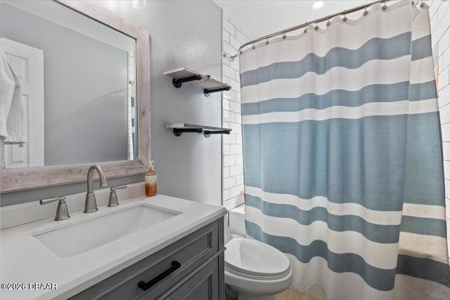 980 Thelma Avenue, Orange City, FL 32763