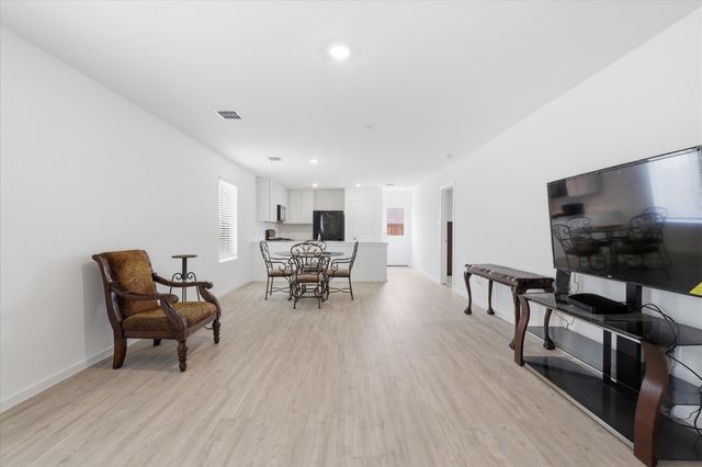 1805 Goose Pond Road, Forney, TX 75126
