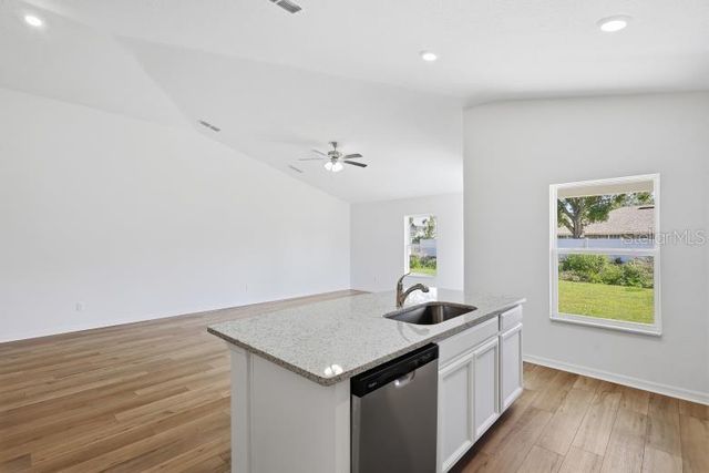 19 PINEAPPLE DRIVE, Palm Coast, FL 32164