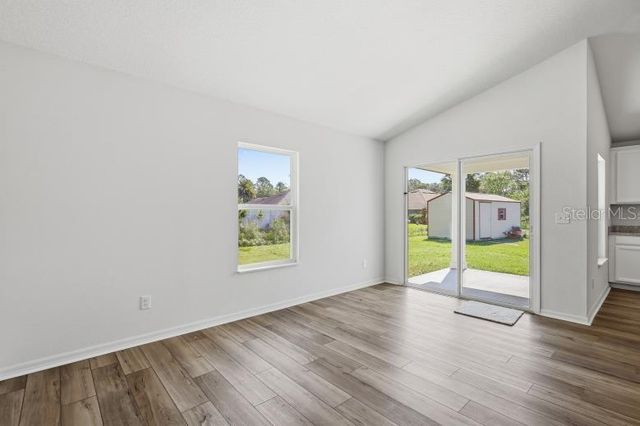 19 PINEAPPLE DRIVE, Palm Coast, FL 32164