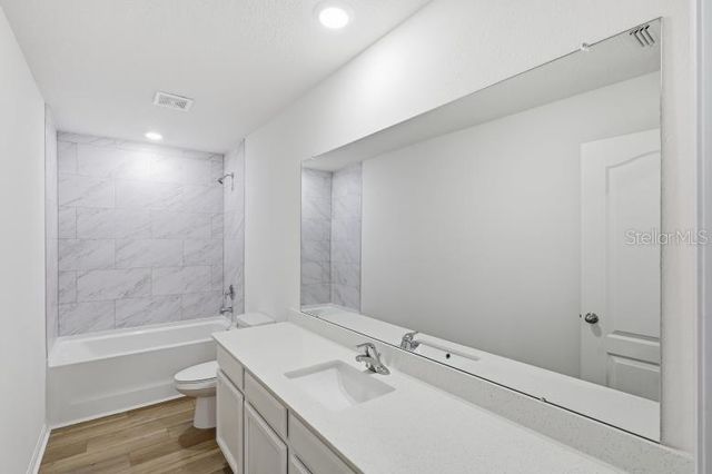 19 PINEAPPLE DRIVE, Palm Coast, FL 32164