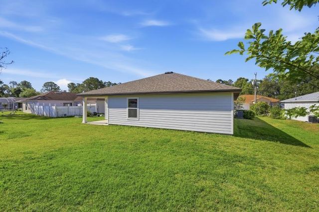 19 PINEAPPLE DRIVE, Palm Coast, FL 32164