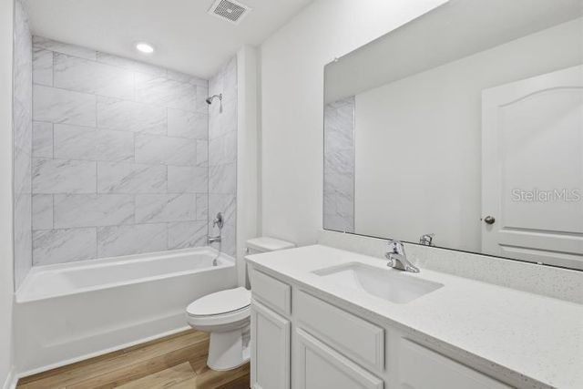 19 PINEAPPLE DRIVE, Palm Coast, FL 32164