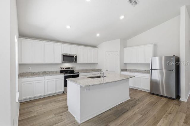 19 PINEAPPLE DRIVE, Palm Coast, FL 32164