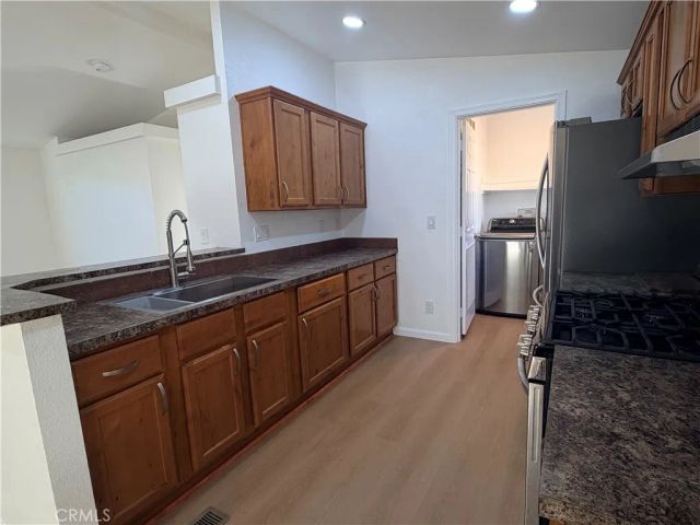 1931 E Meats 5, Orange, CA 92865