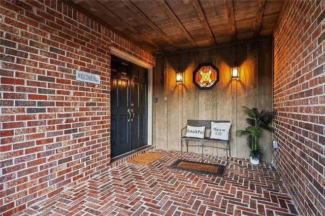 370 Kenilworth Circle, Stone Mountain, GA 30083