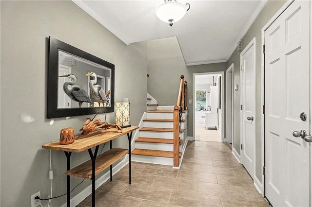 370 Kenilworth Circle, Stone Mountain, GA 30083