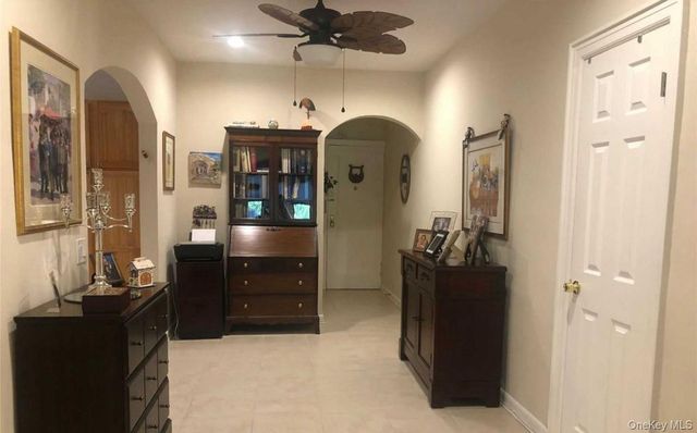 29 Woodmere Boulevard 2B, Woodmere, NY 11598