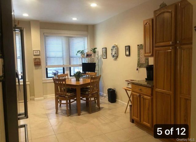 29 Woodmere Boulevard 2B, Woodmere, NY 11598