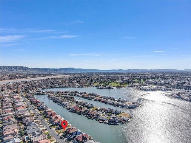 13608 Sea Gull Drive, Victorville, CA 92395