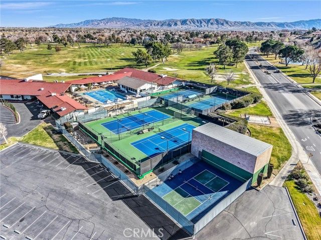 13608 Sea Gull Drive, Victorville, CA 92395