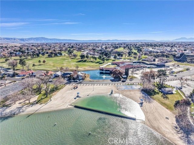 13608 Sea Gull Drive, Victorville, CA 92395