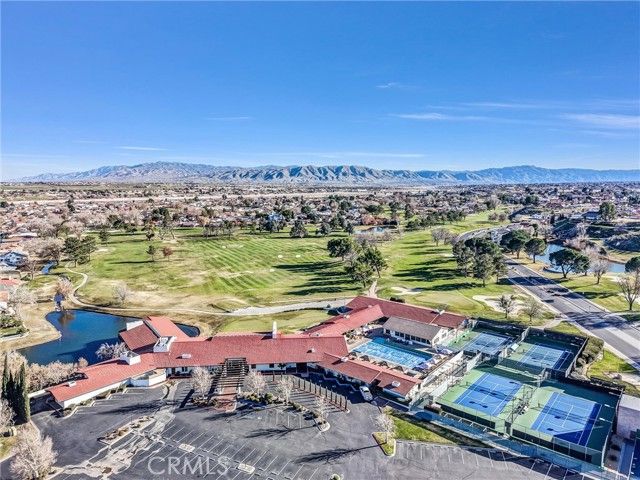 13608 Sea Gull Drive, Victorville, CA 92395