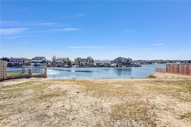 13608 Sea Gull Drive, Victorville, CA 92395