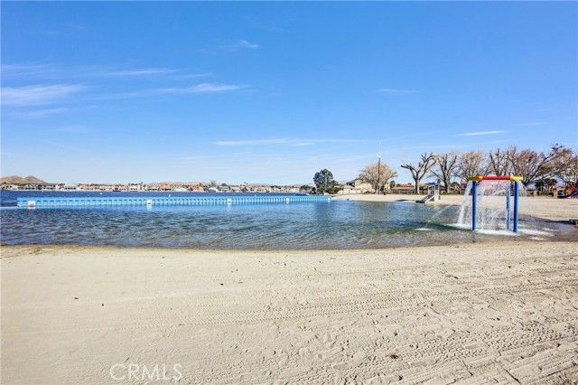 13608 Sea Gull Drive, Victorville, CA 92395