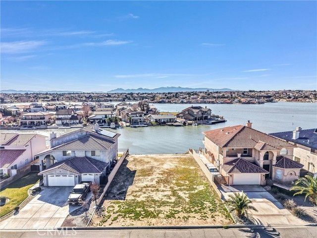 13608 Sea Gull Drive, Victorville, CA 92395
