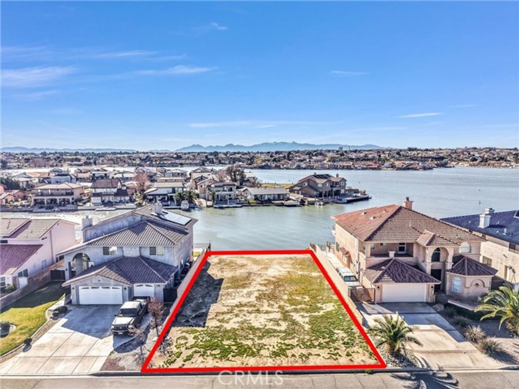 13608 Sea Gull Drive, Victorville, CA 92395
