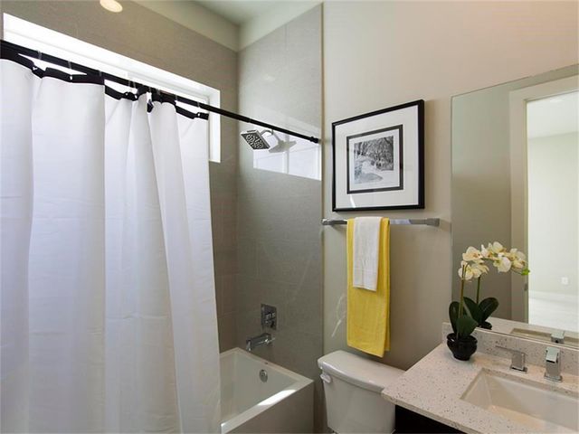 3003 La Branch Street, Houston, TX 77004