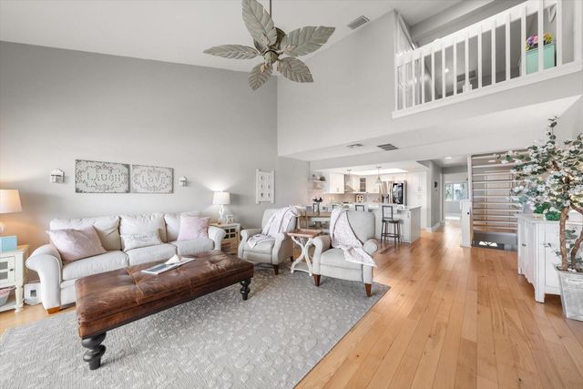 2515 BAY BOULEVARD B, Indian Rocks Beach, FL 33785
