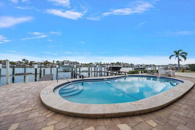 2515 BAY BOULEVARD B, Indian Rocks Beach, FL 33785