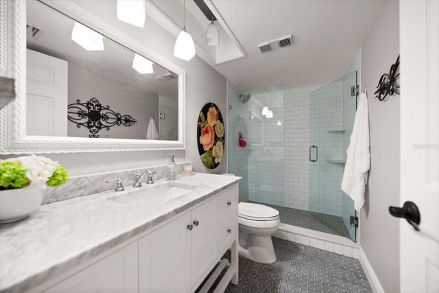 2515 BAY BOULEVARD B, Indian Rocks Beach, FL 33785