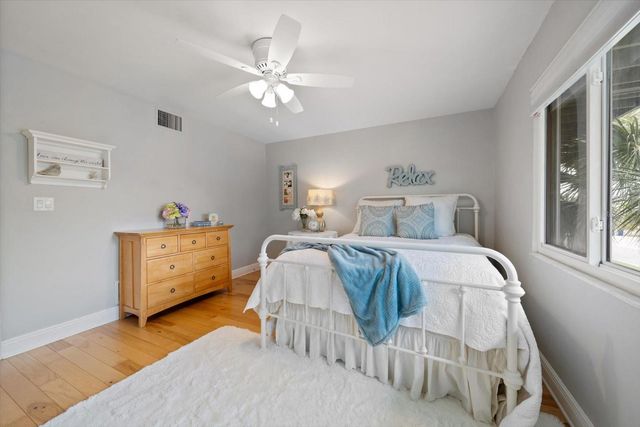 2515 BAY BOULEVARD B, Indian Rocks Beach, FL 33785