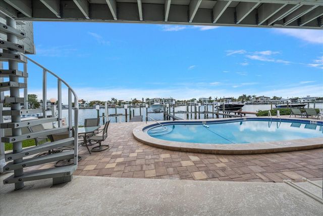 2515 BAY BOULEVARD B, Indian Rocks Beach, FL 33785