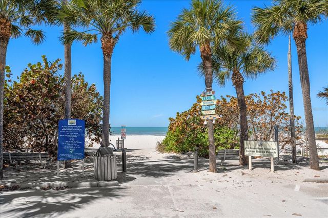 2515 BAY BOULEVARD B, Indian Rocks Beach, FL 33785