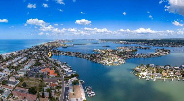 2515 BAY BOULEVARD B, Indian Rocks Beach, FL 33785