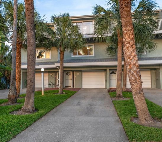 2515 BAY BOULEVARD B, Indian Rocks Beach, FL 33785