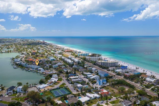 2515 BAY BOULEVARD B, Indian Rocks Beach, FL 33785
