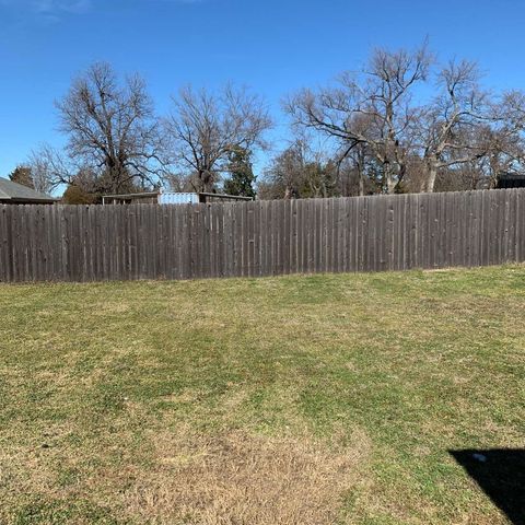 409 E Maple Row, Denison, TX 75021