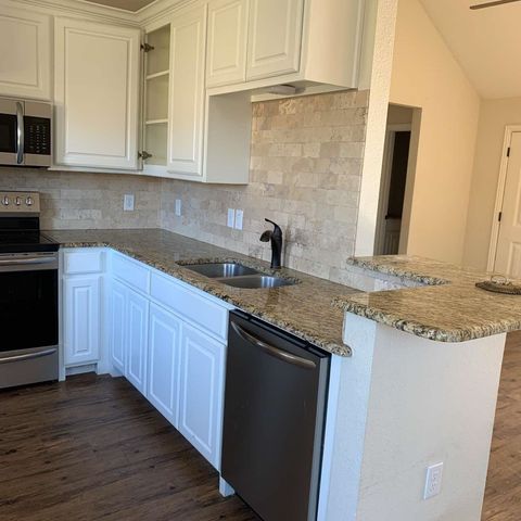 409 E Maple Row, Denison, TX 75021