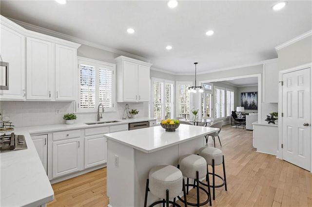 5228 Yellowtail NW Lane, Kennesaw, GA 30152