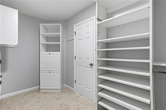 5228 Yellowtail NW Lane, Kennesaw, GA 30152