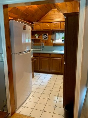 777 W Lincoln Avenue, White Cloud, MI 49349