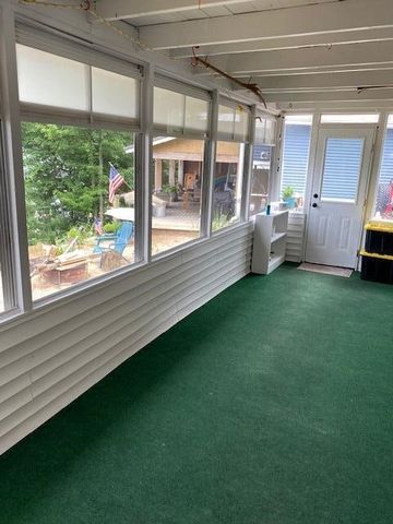 777 W Lincoln Avenue, White Cloud, MI 49349