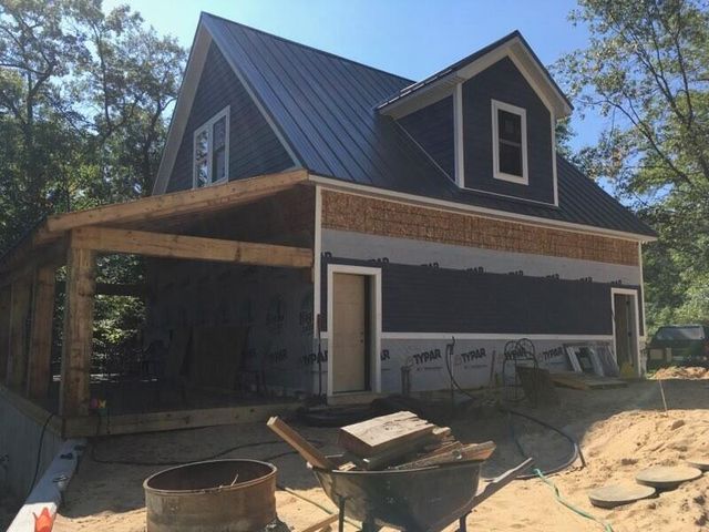 777 W Lincoln Avenue, White Cloud, MI 49349