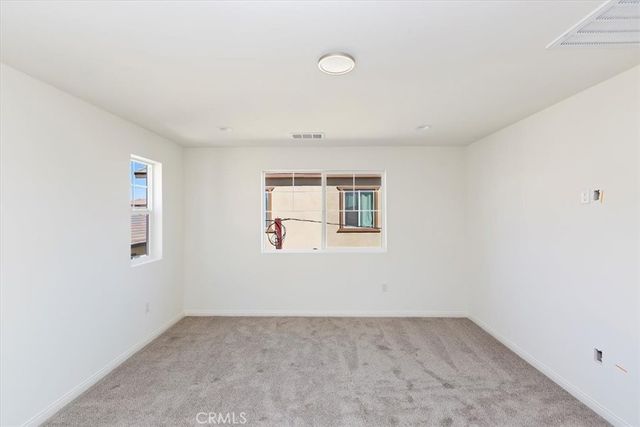 1996 Nathan Lane, San Jacinto, CA 92582