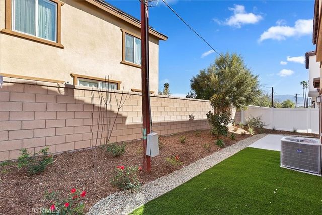 1996 Nathan Lane, San Jacinto, CA 92582