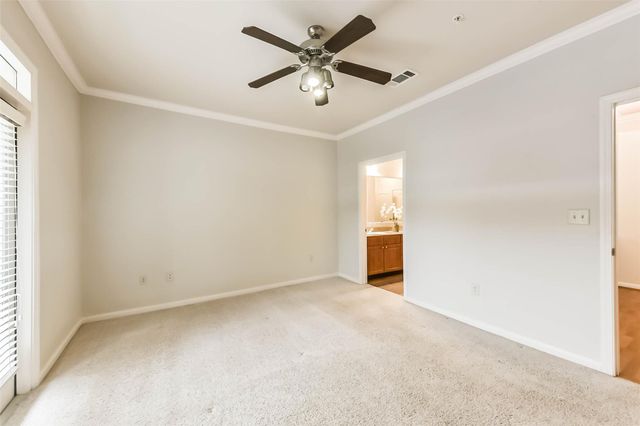 1711 Old Spanish Trail 426, Houston, TX 77054