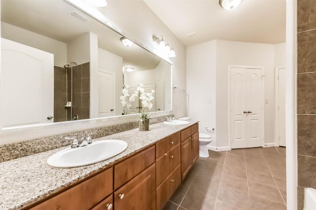 1711 Old Spanish Trail 426, Houston, TX 77054