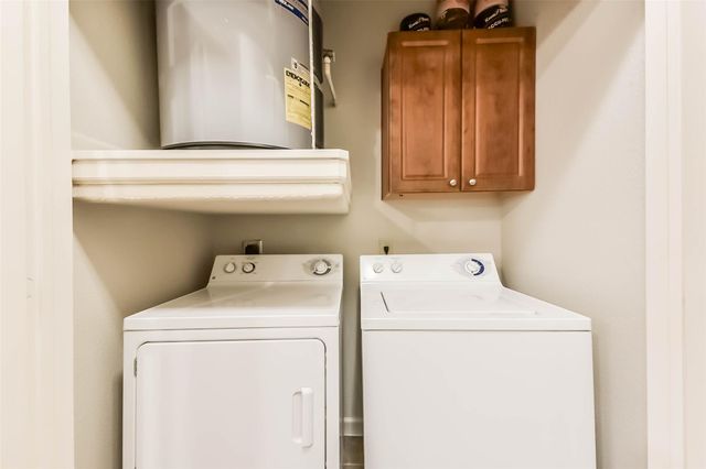 1711 Old Spanish Trail 426, Houston, TX 77054