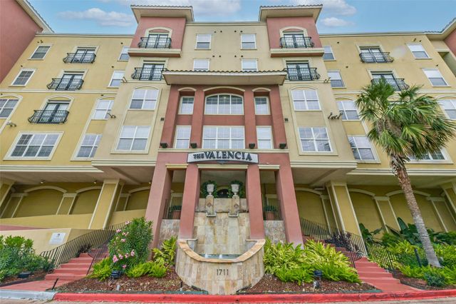 1711 Old Spanish Trail 426, Houston, TX 77054